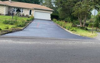 residential driveway sealcoating